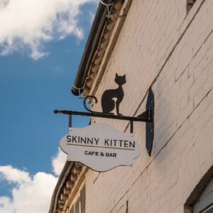 Exterior of Skinny Kitten Cafe & Bar in Barton-under-Needwood, England on Callum Guide